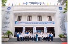 Đoàn Đại biểu cấp trên tham dự Đại hội Đại biểu Hội Sinh viên Việt Nam Trường Đại học Vinh lần thư XIII, nhiệm kỳ 2023- 2025
