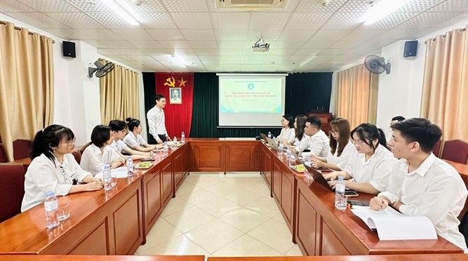  Phiên làm việc của BCH Hội Sinh viên Trường Đại học Vinh với Hội Sinh viên Việt Nam Tỉnh Nghệ An